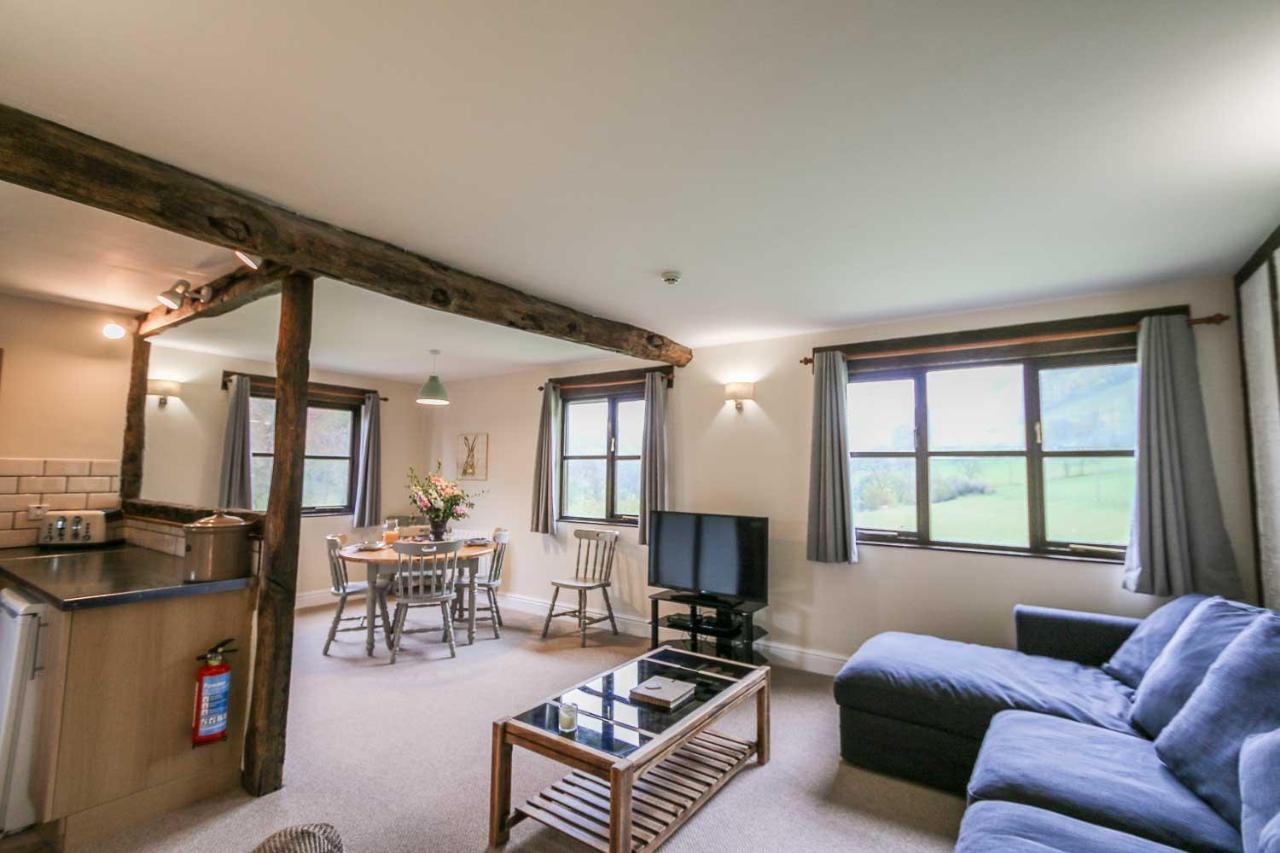 Lake Cottages At Cwm Chwefru Llanafan-fawr 외부 사진