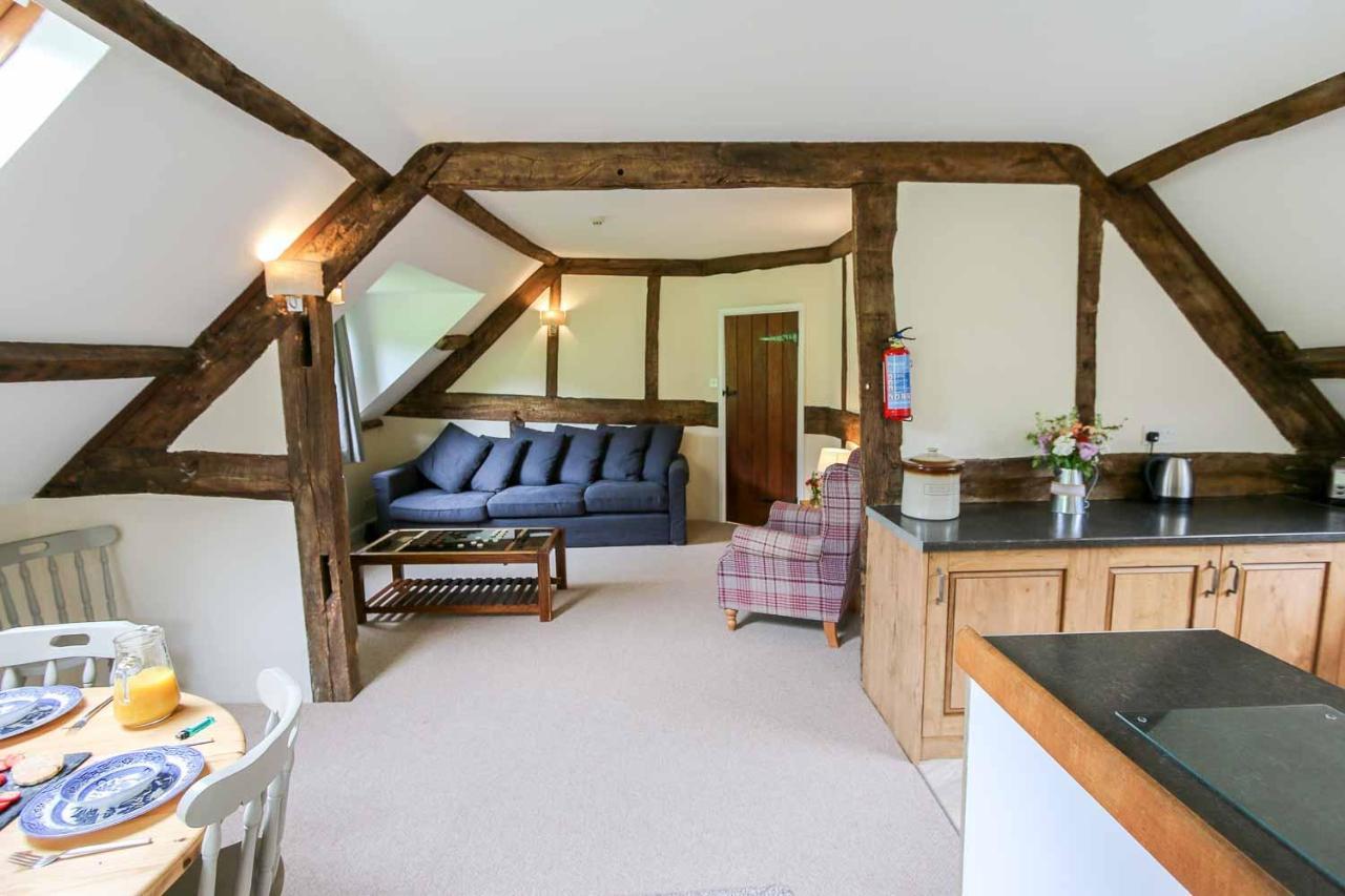 Lake Cottages At Cwm Chwefru Llanafan-fawr 외부 사진
